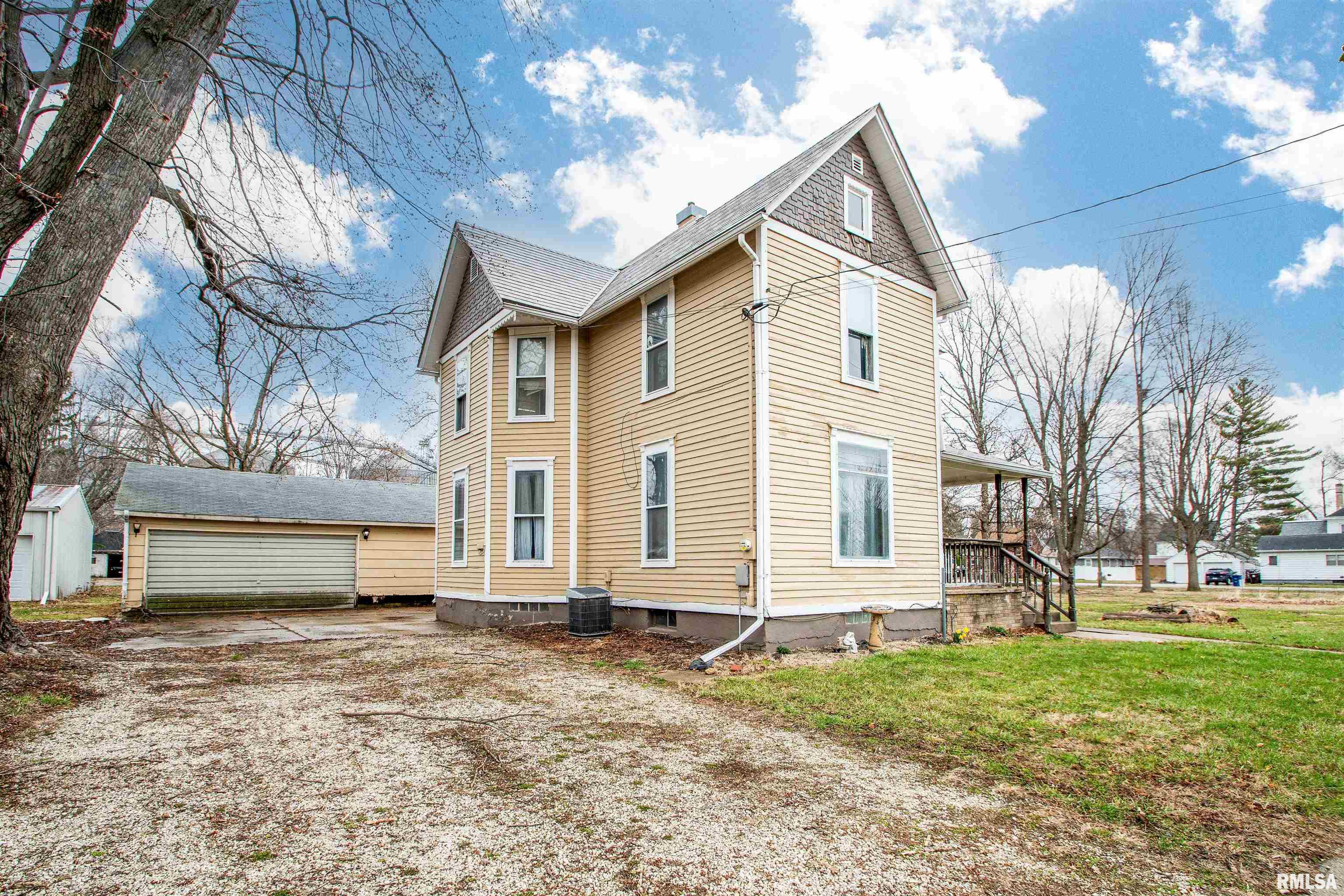 313 W Thomas Street, Toulon, Illinois image 34