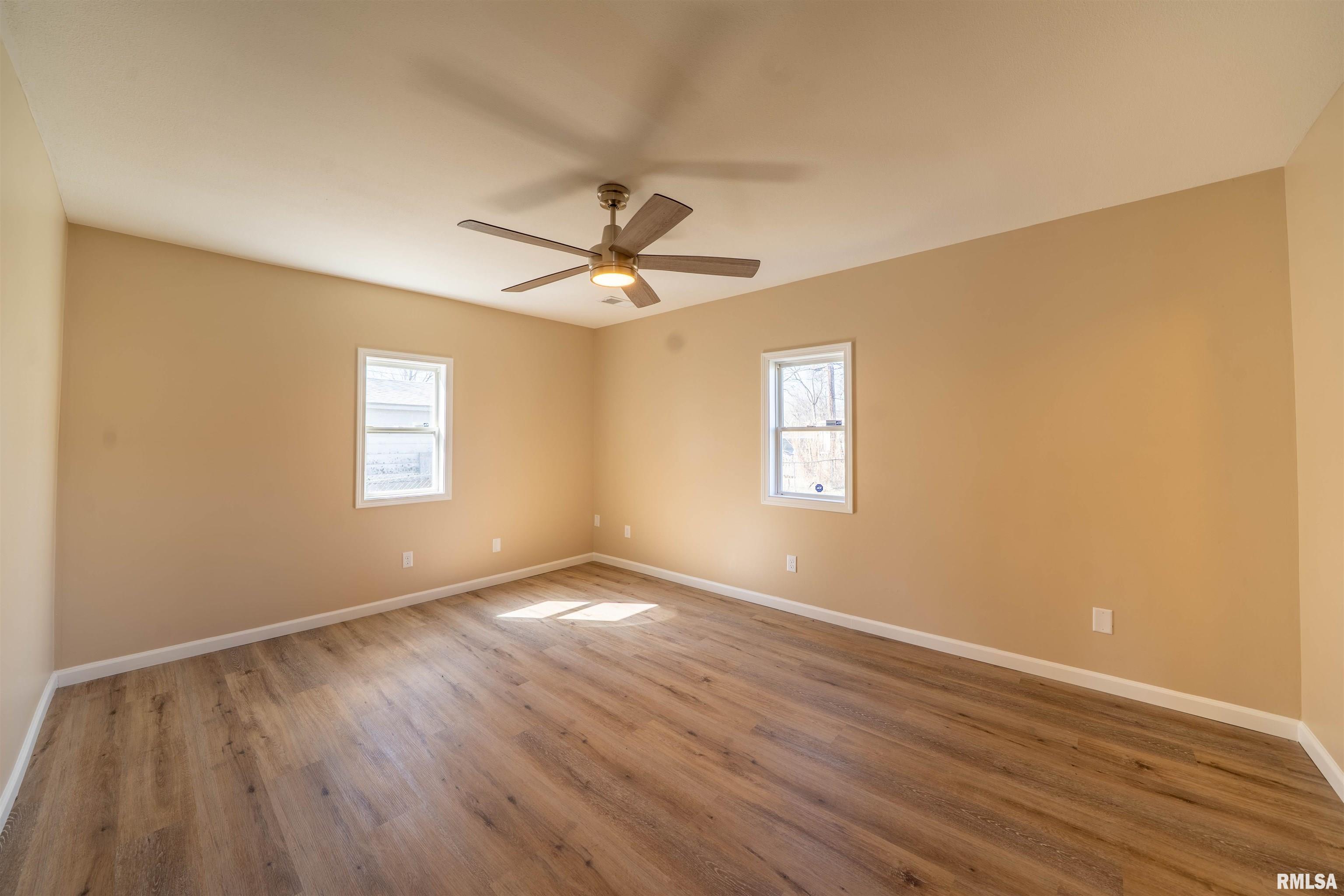1707 S East Lane, Peoria, Illinois image 12