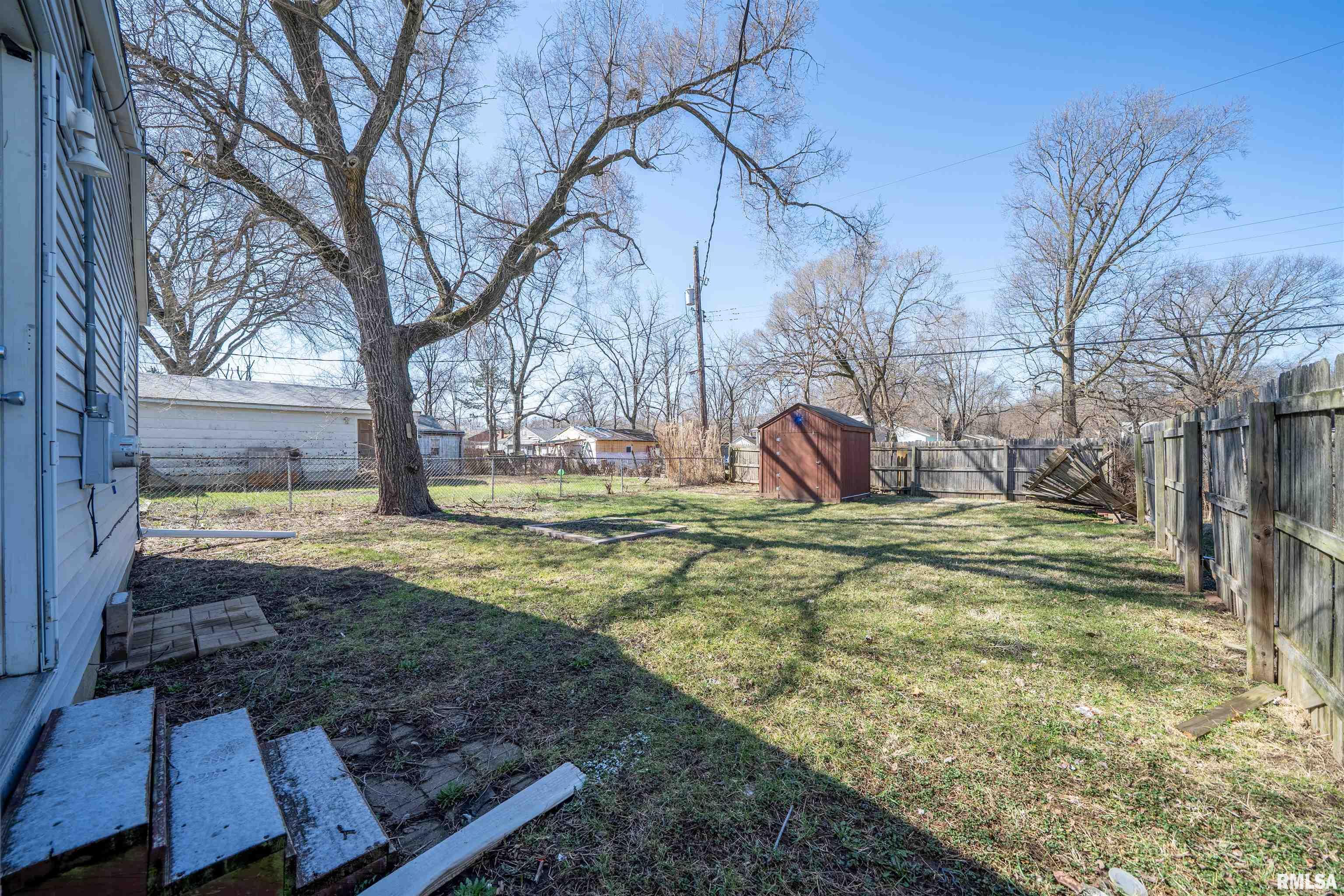 1707 S East Lane, Peoria, Illinois image 27