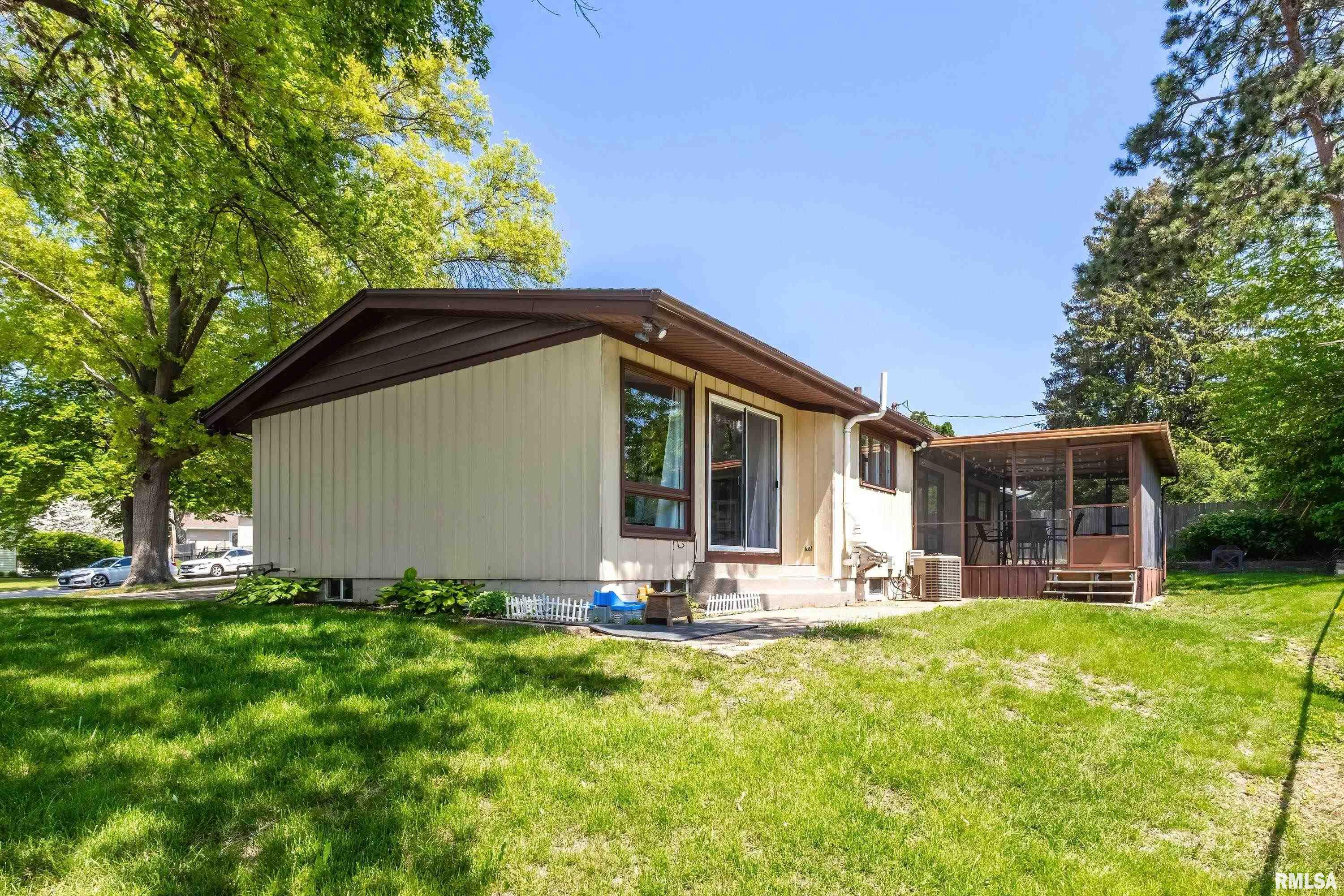 2515 Harmony Drive, Bettendorf, Iowa image 43