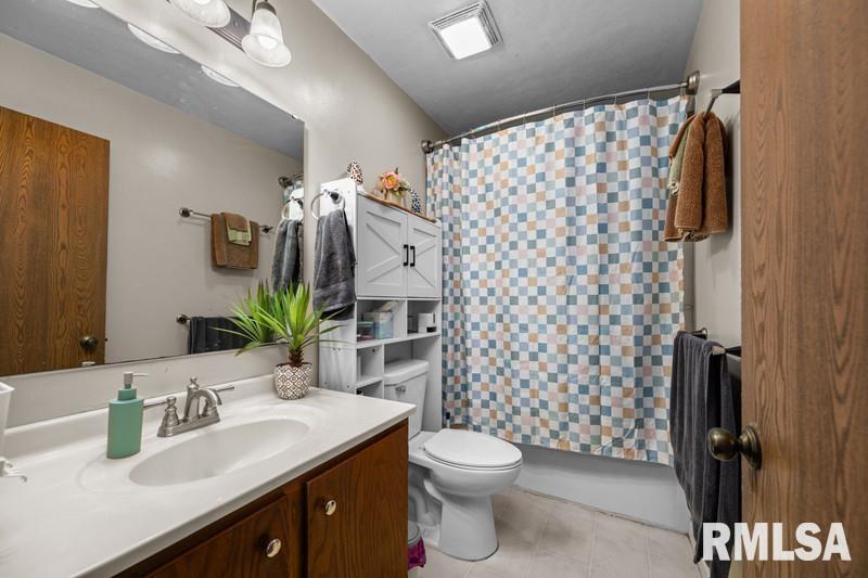 226 3rd Street, Colona, Illinois image 14