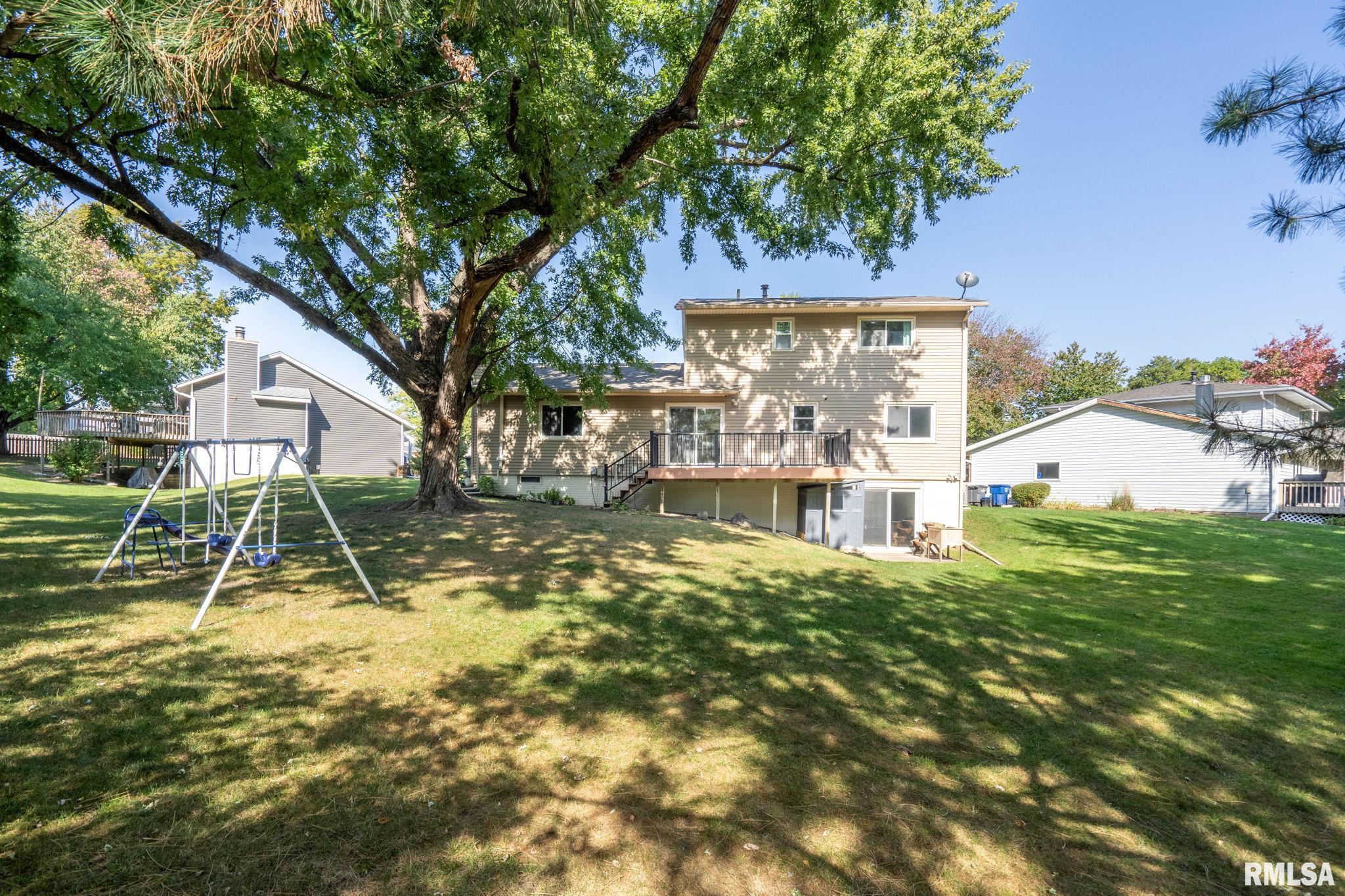 2525 Eastberry Court, Bettendorf, Iowa image 38