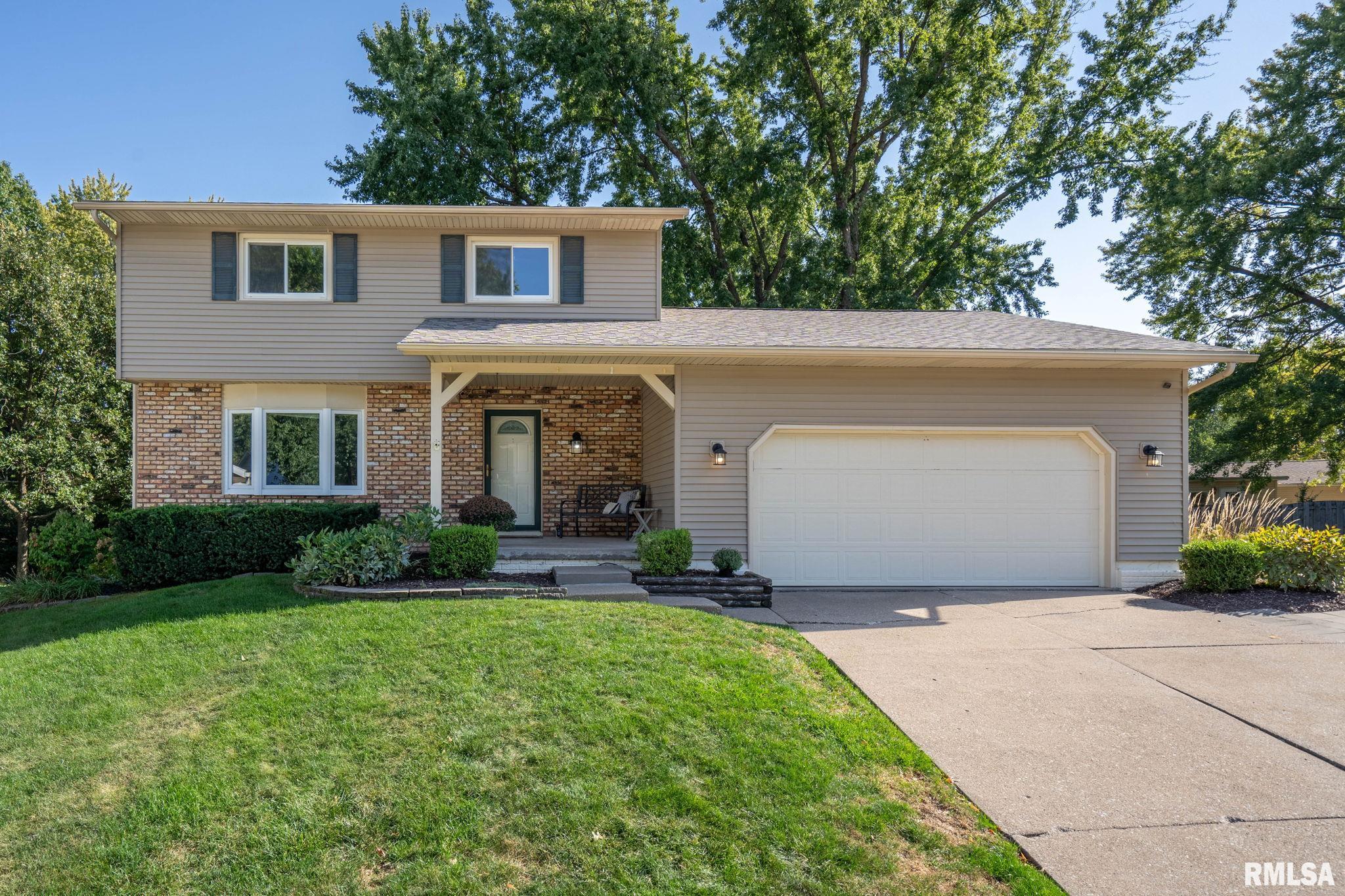 2525 Eastberry Court, Bettendorf, Iowa image 1