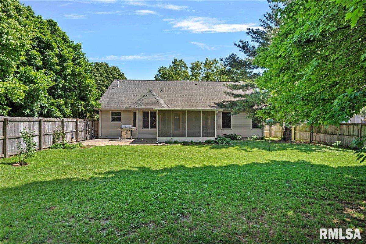 308 Linden Lane, Williamsville, Illinois image 43