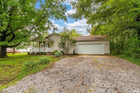 Homes For Sale - 13673 Macomb Street<br/> Marion, IL 62951