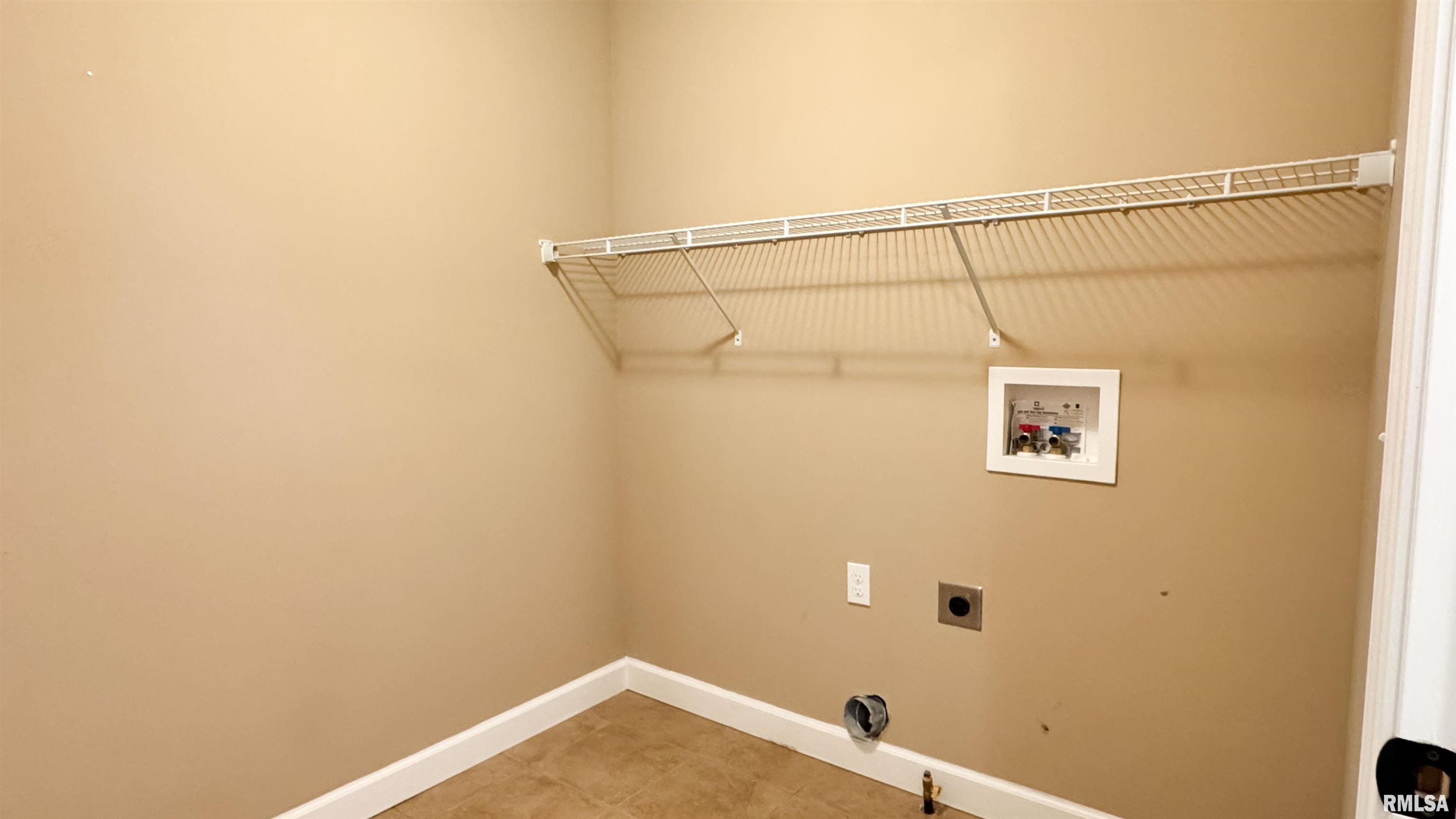 10821 N Dorset Street, Peoria, Illinois image 15