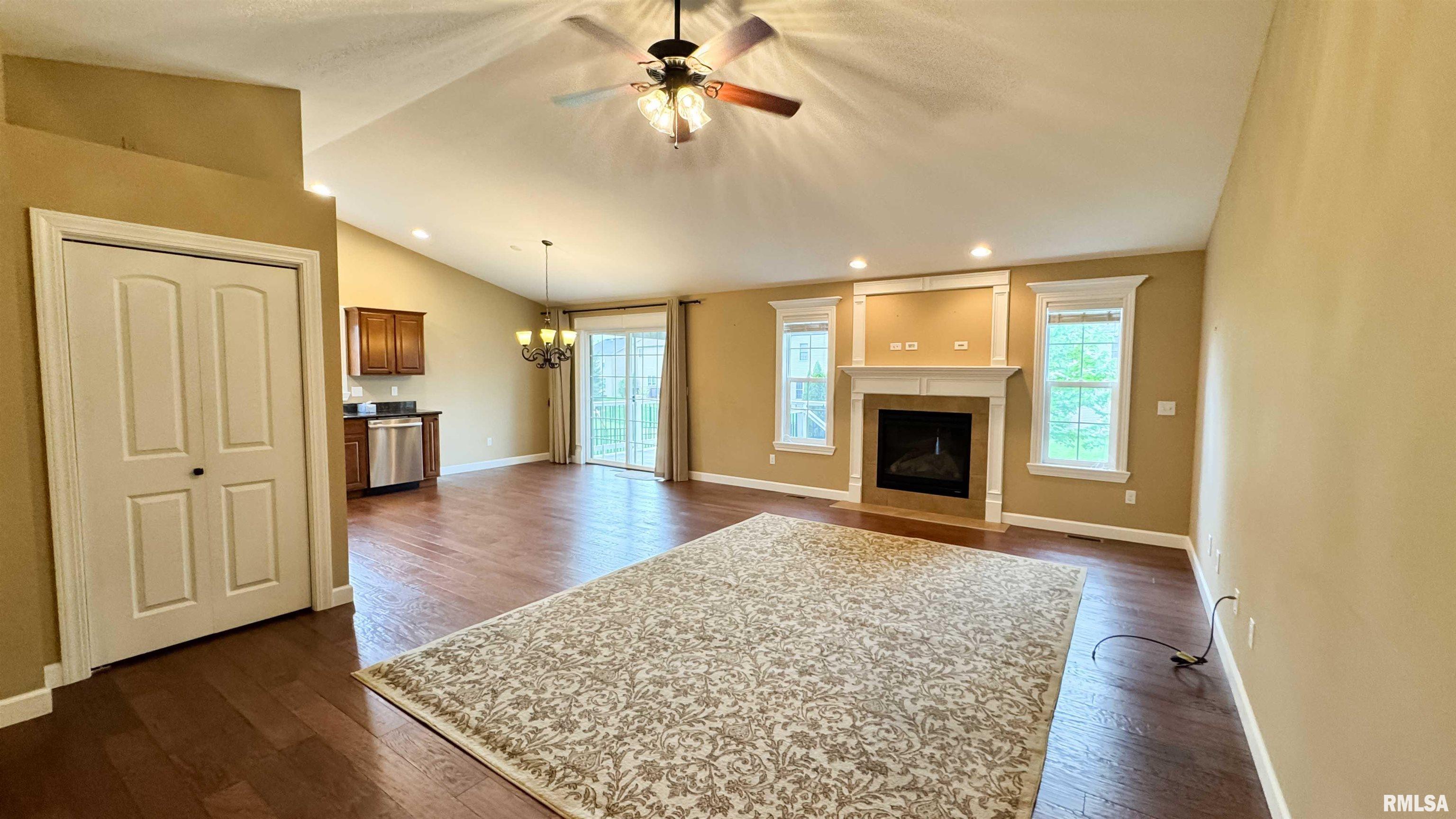 10821 N Dorset Street, Peoria, Illinois image 5