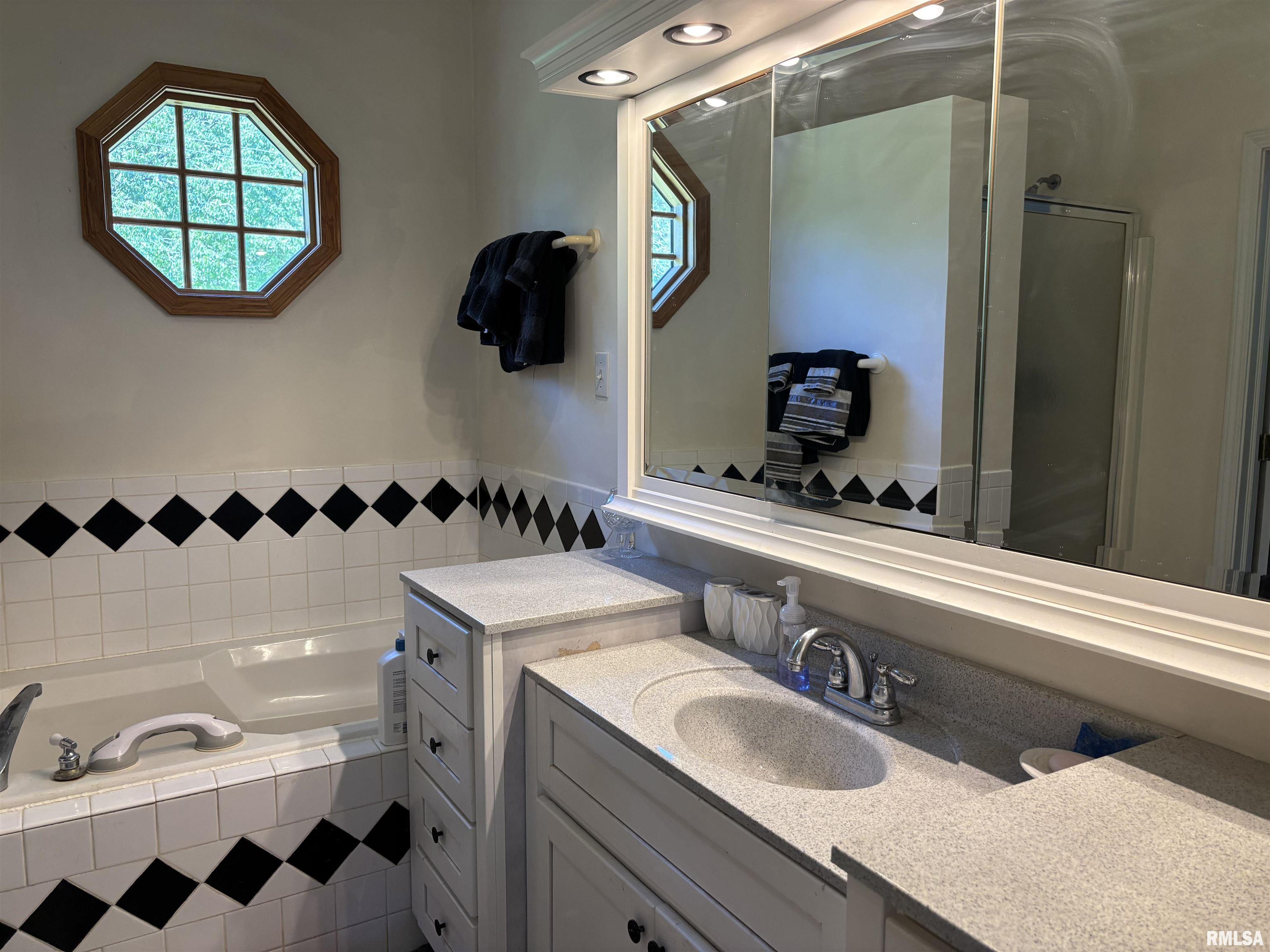 212 Orange Street, Anna, Illinois image 27