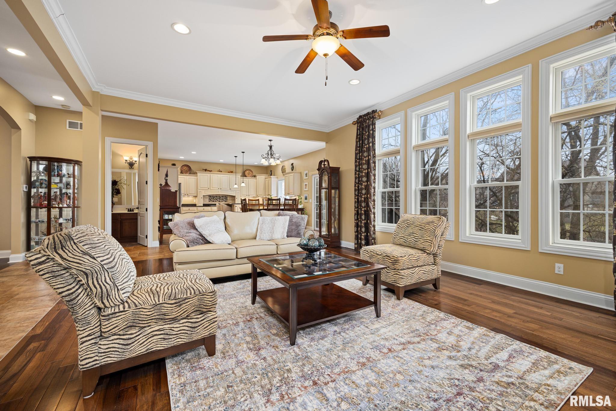 11032 N Hunters Trail Court, Dunlap, Illinois image 11