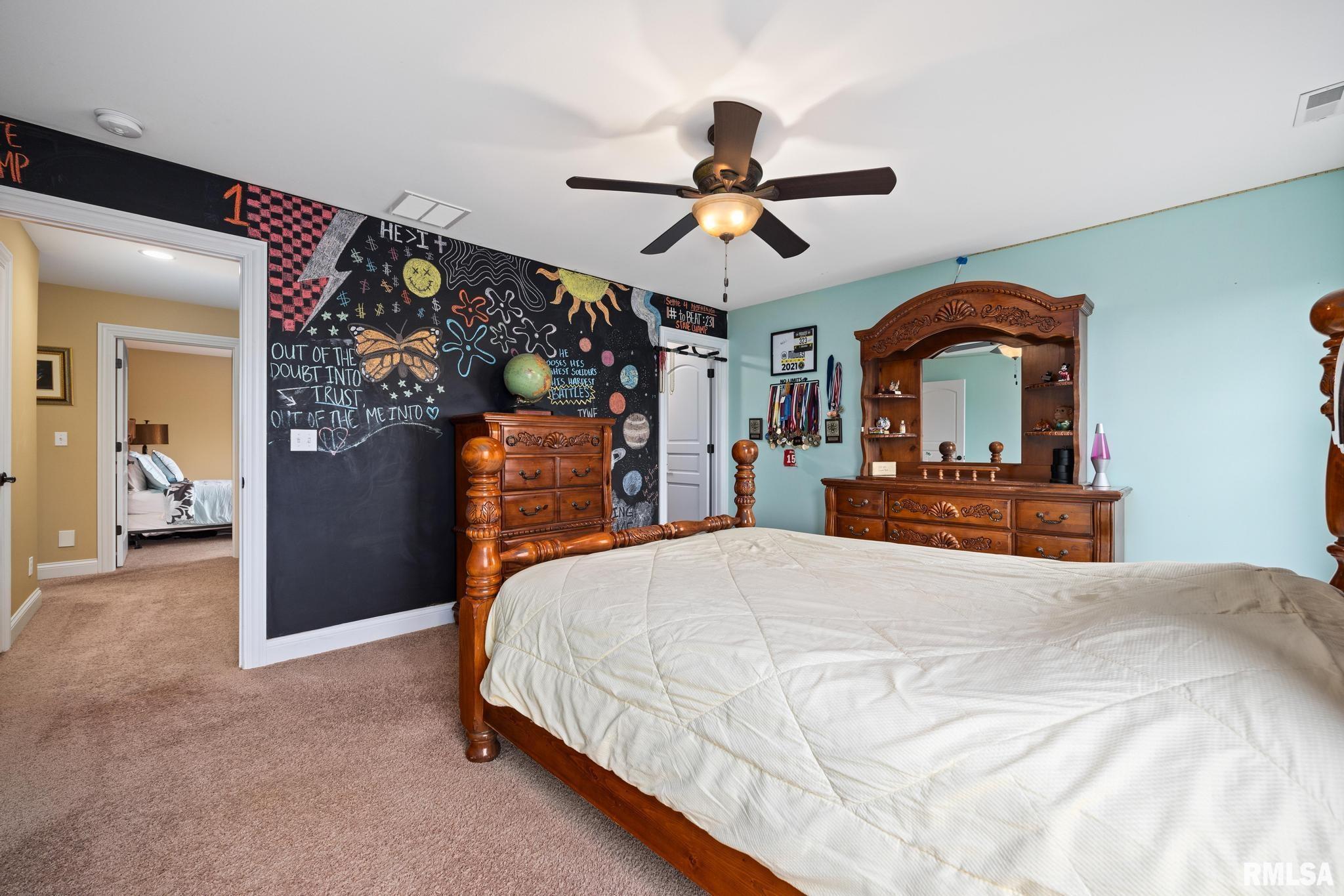 11032 N Hunters Trail Court, Dunlap, Illinois image 32