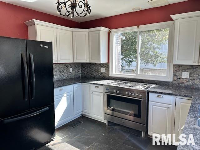 265 N Webster Avenue, Jacksonville, Illinois image 10
