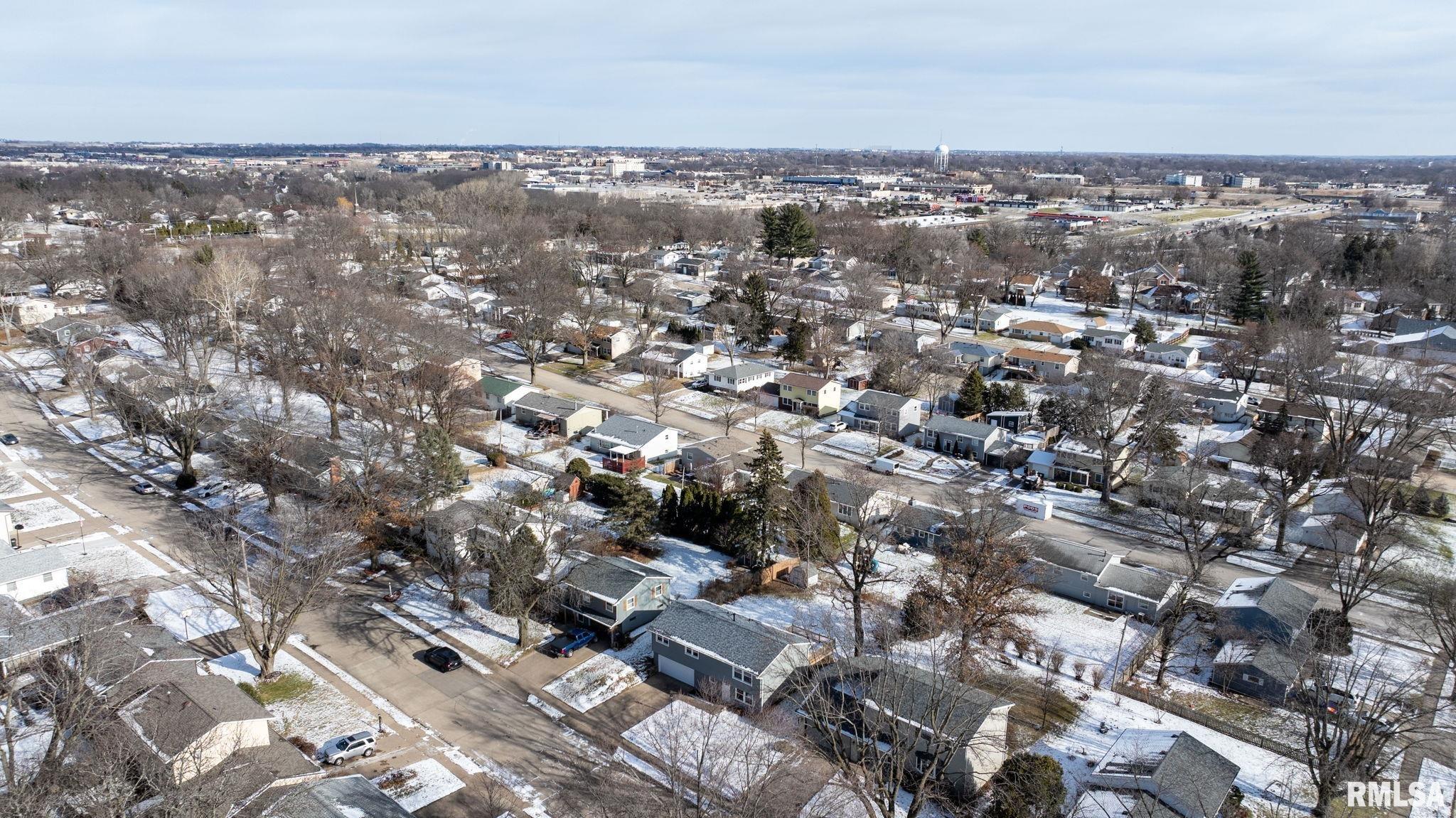 3217 Kenwood Avenue, Davenport, Iowa image 32