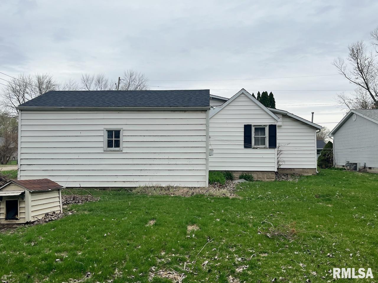 705 W Arch Street, Mason City, Illinois image 10