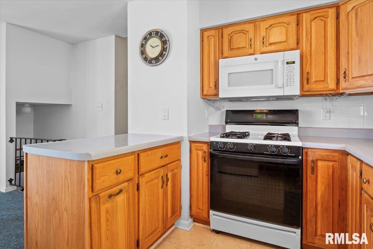 44 Pinto Drive, Springfield, Illinois image 14