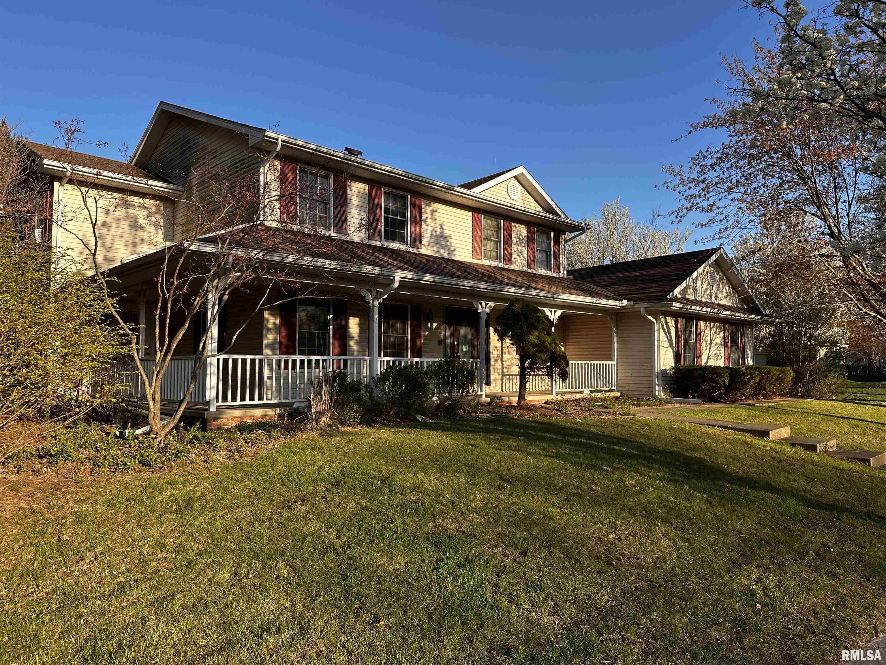 700 Country Meadows Drive, Springfield, Illinois image 3