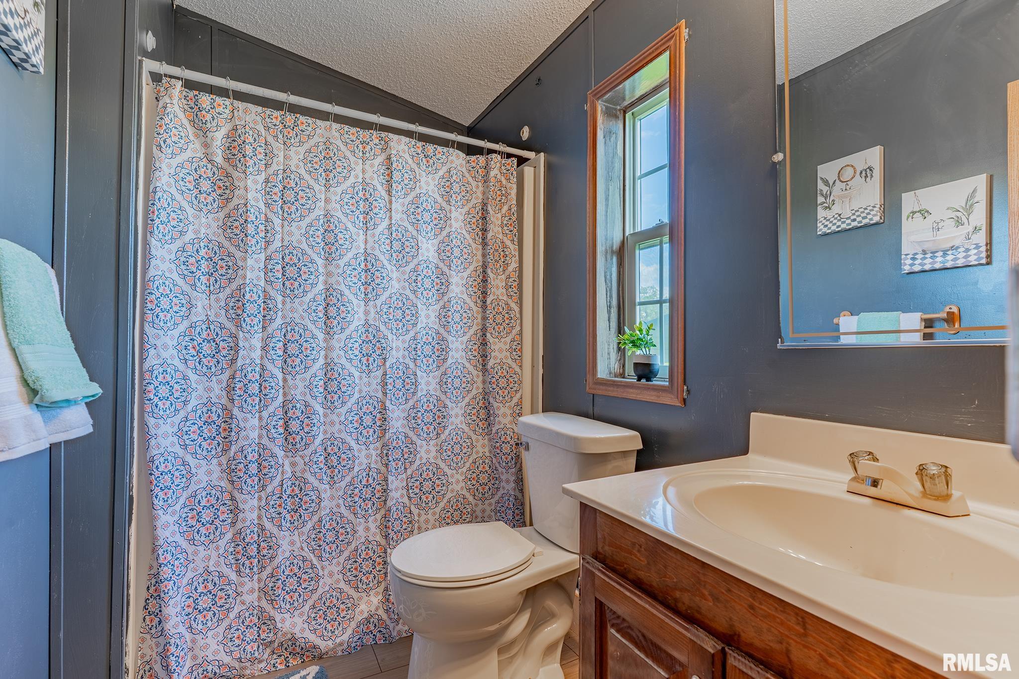 408 W Kirkwood Street, Odin, Illinois image 21