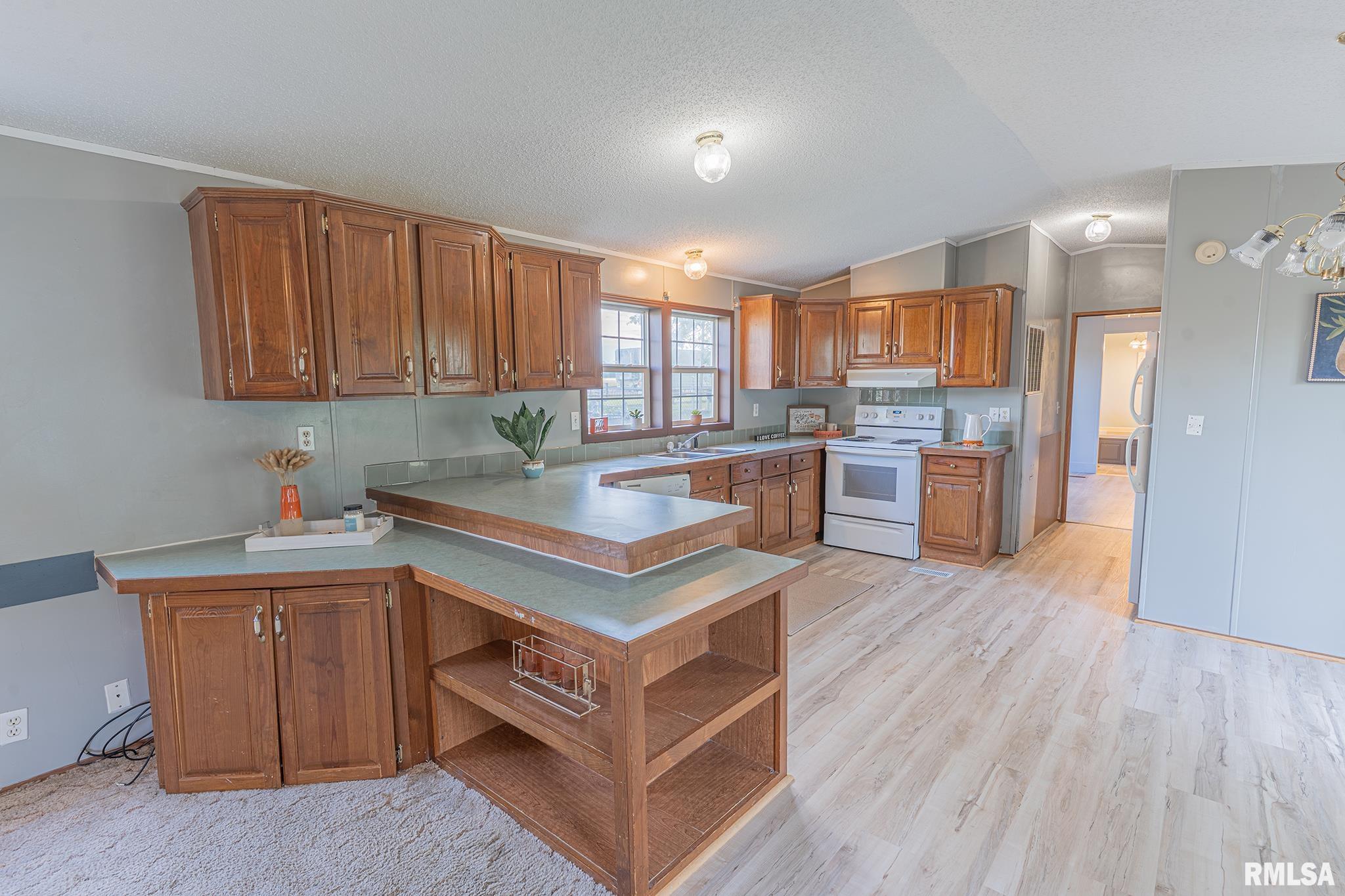 408 W Kirkwood Street, Odin, Illinois image 13