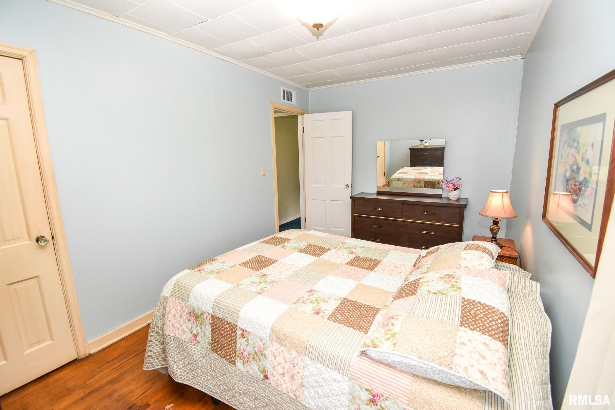 111 Linden Avenue, Germantown Hills, Illinois image 16