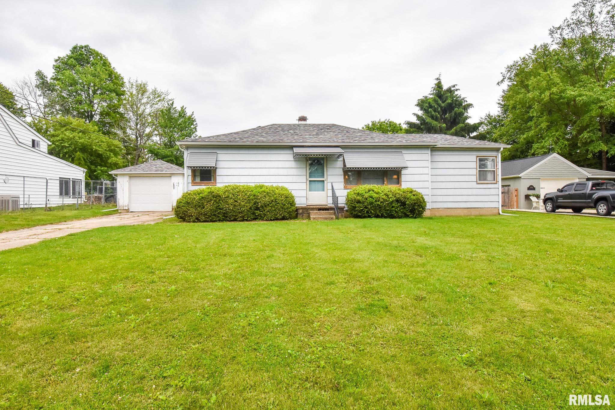 111 Linden Avenue, Germantown Hills, Illinois image 1