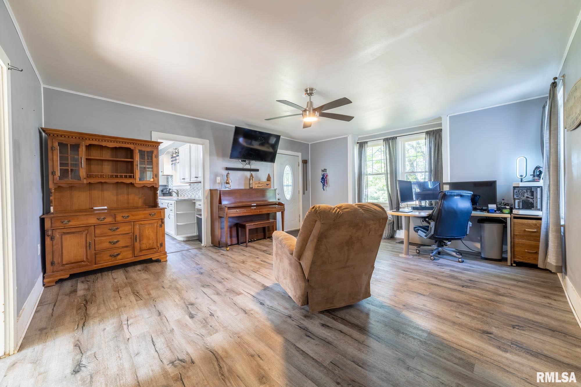 309 W State Street, Payson, Illinois image 12