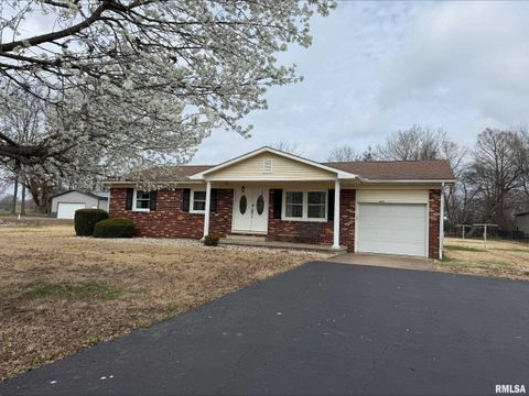 Homes For Sale - 1008 Jeffery Drive<br/> Carterville, IL 62918