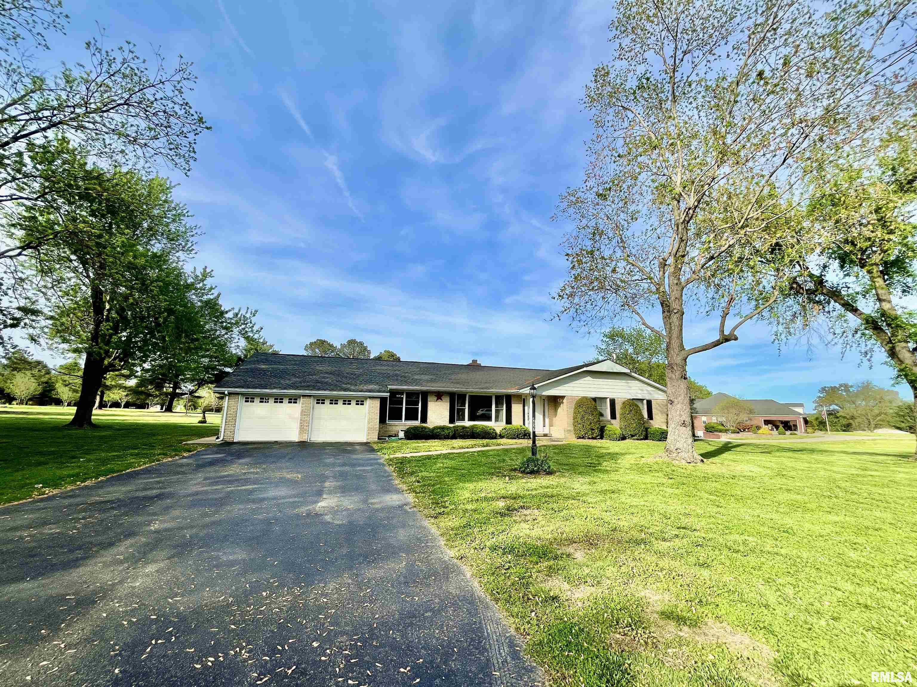 4627 Pinewood Lane, Metropolis, Illinois image 1