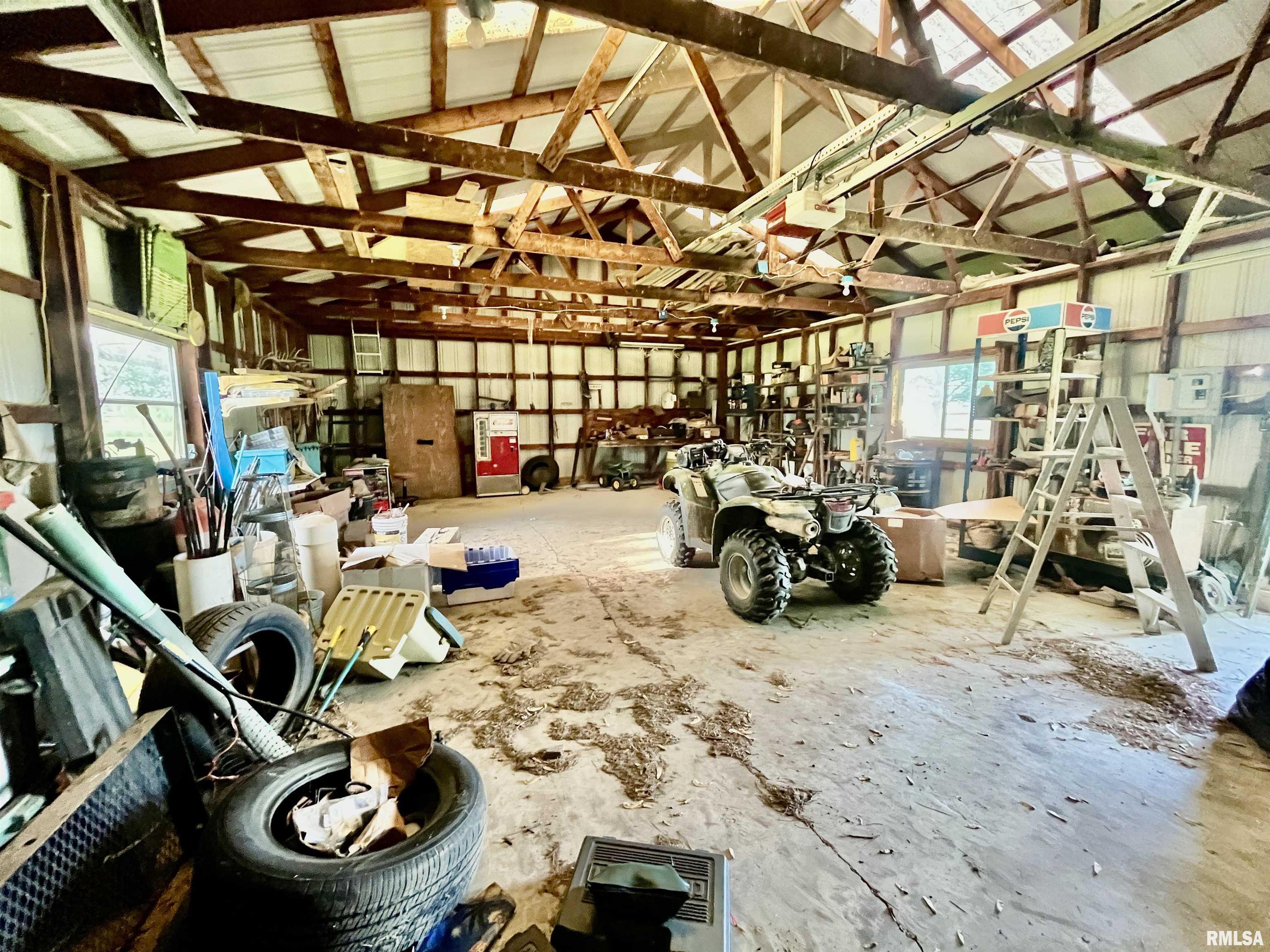 4627 Pinewood Lane, Metropolis, Illinois image 45