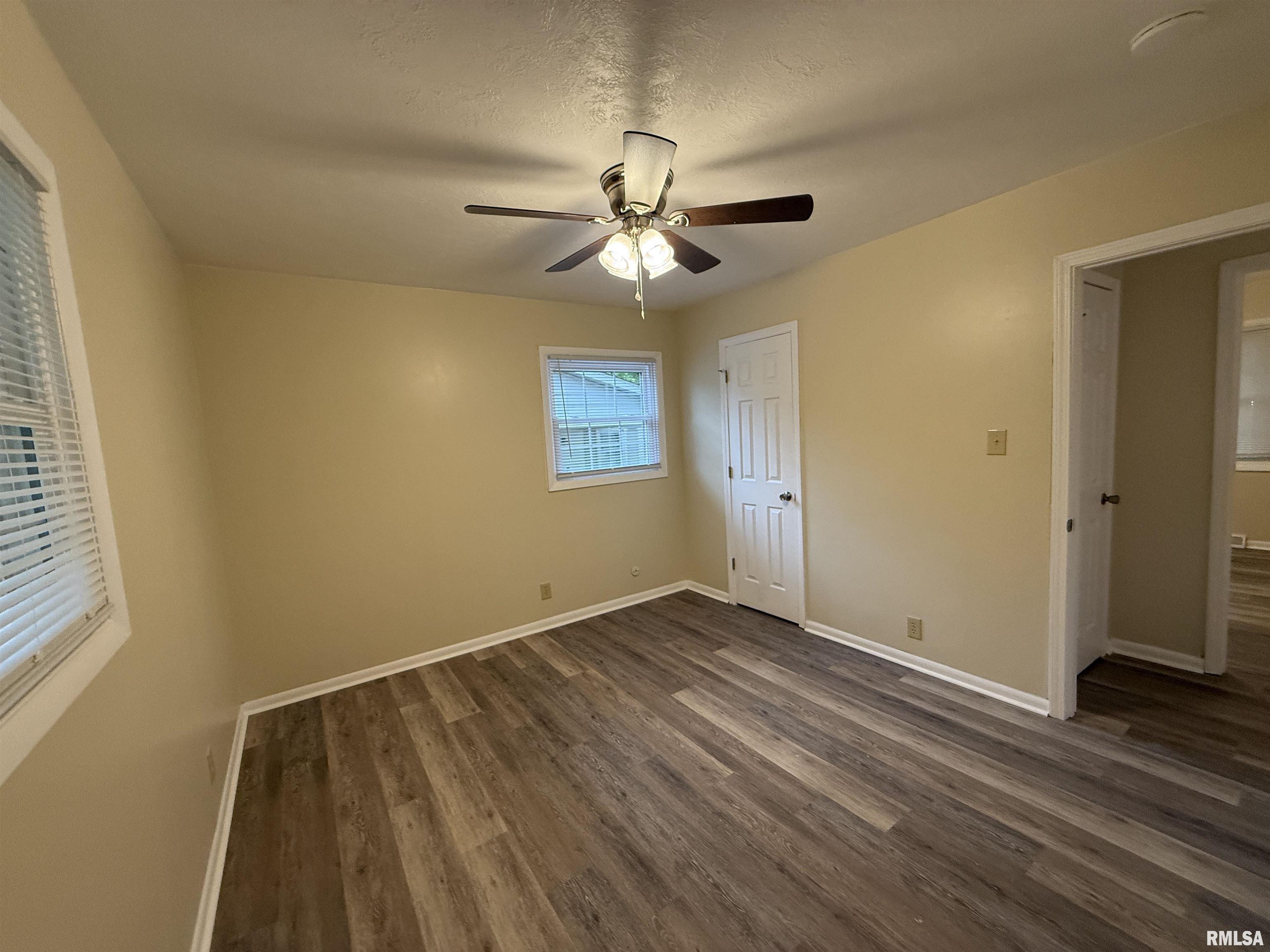 210 S Glenview Drive, Carbondale, Illinois image 20