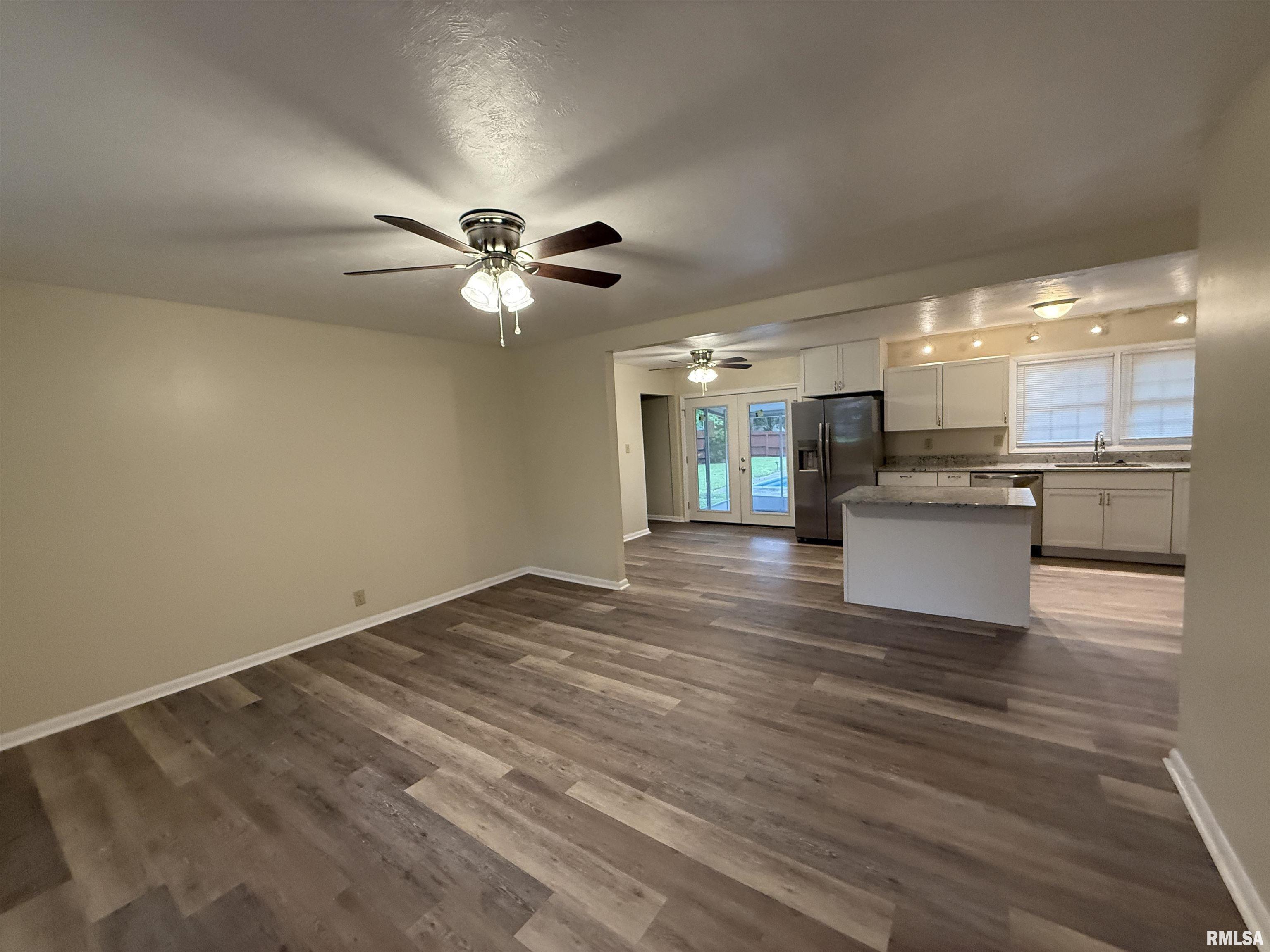 210 S Glenview Drive, Carbondale, Illinois image 7