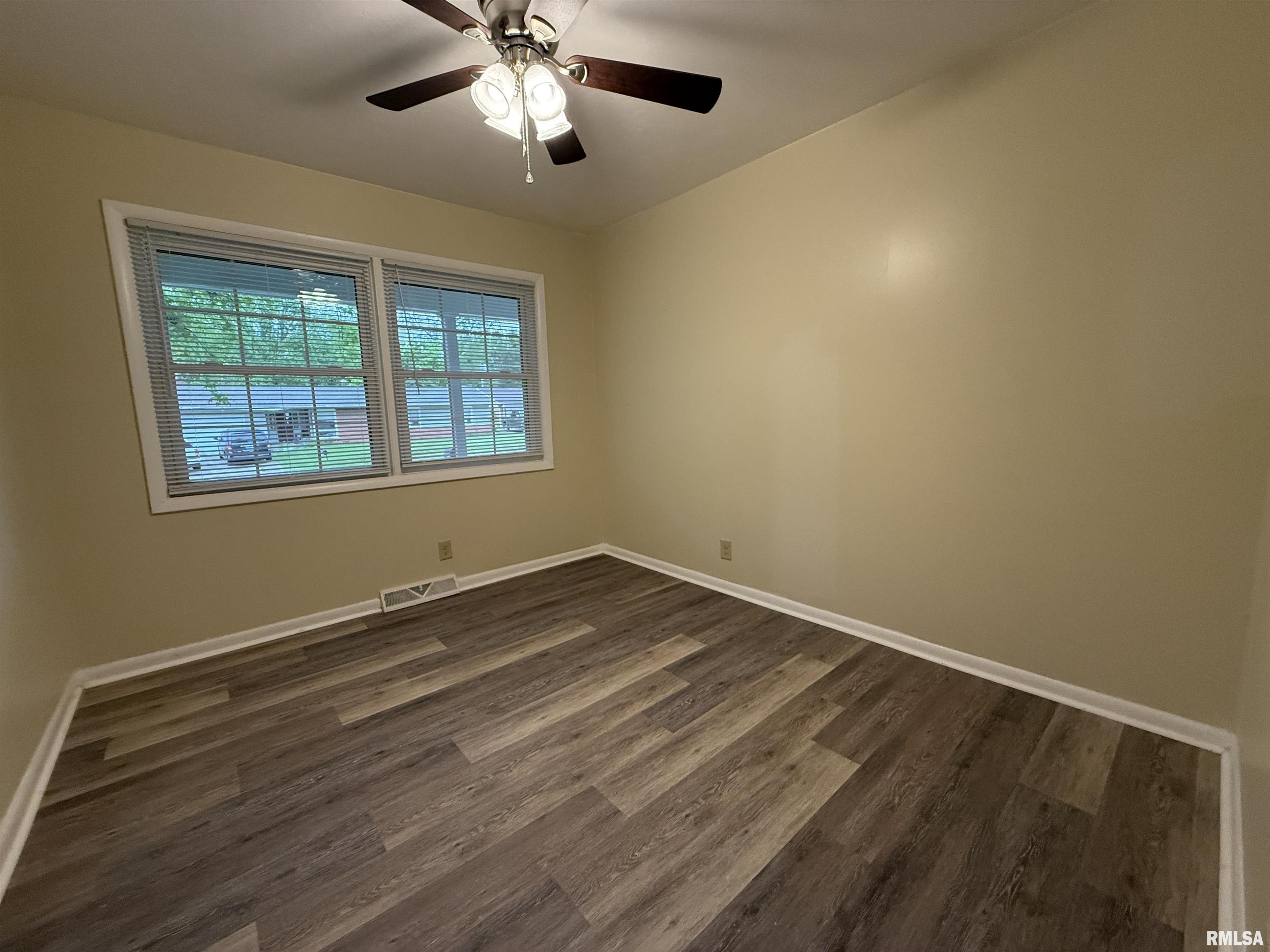 210 S Glenview Drive, Carbondale, Illinois image 24