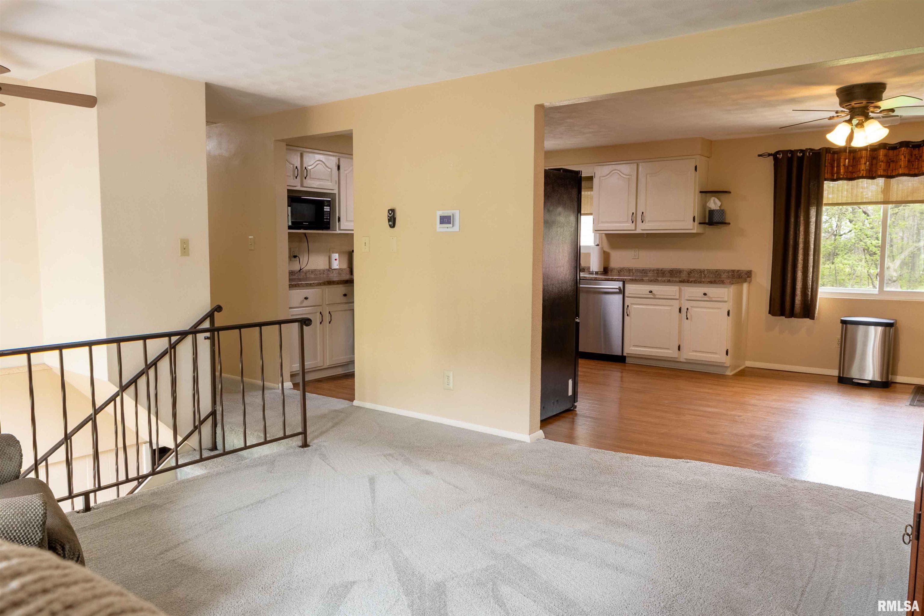 136 Glenview Avenue, East Peoria, Illinois image 7