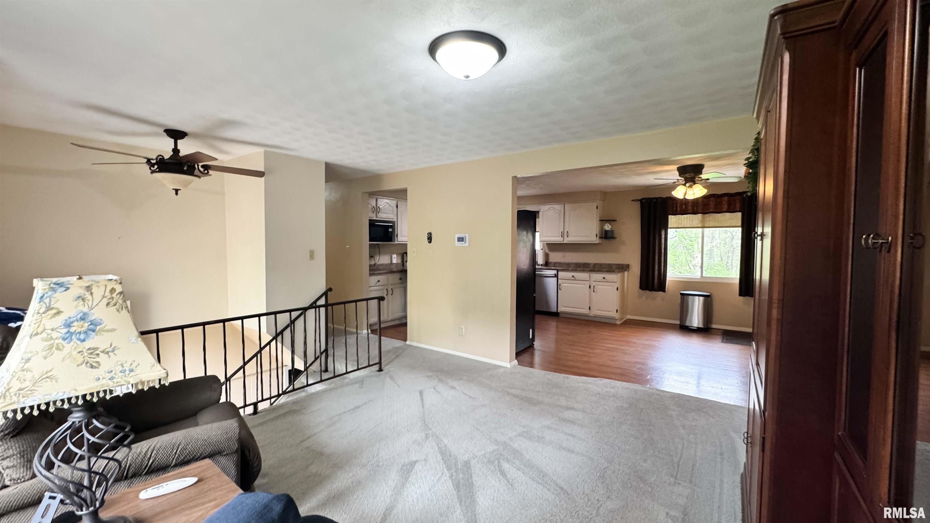 136 Glenview Avenue, East Peoria, Illinois image 8