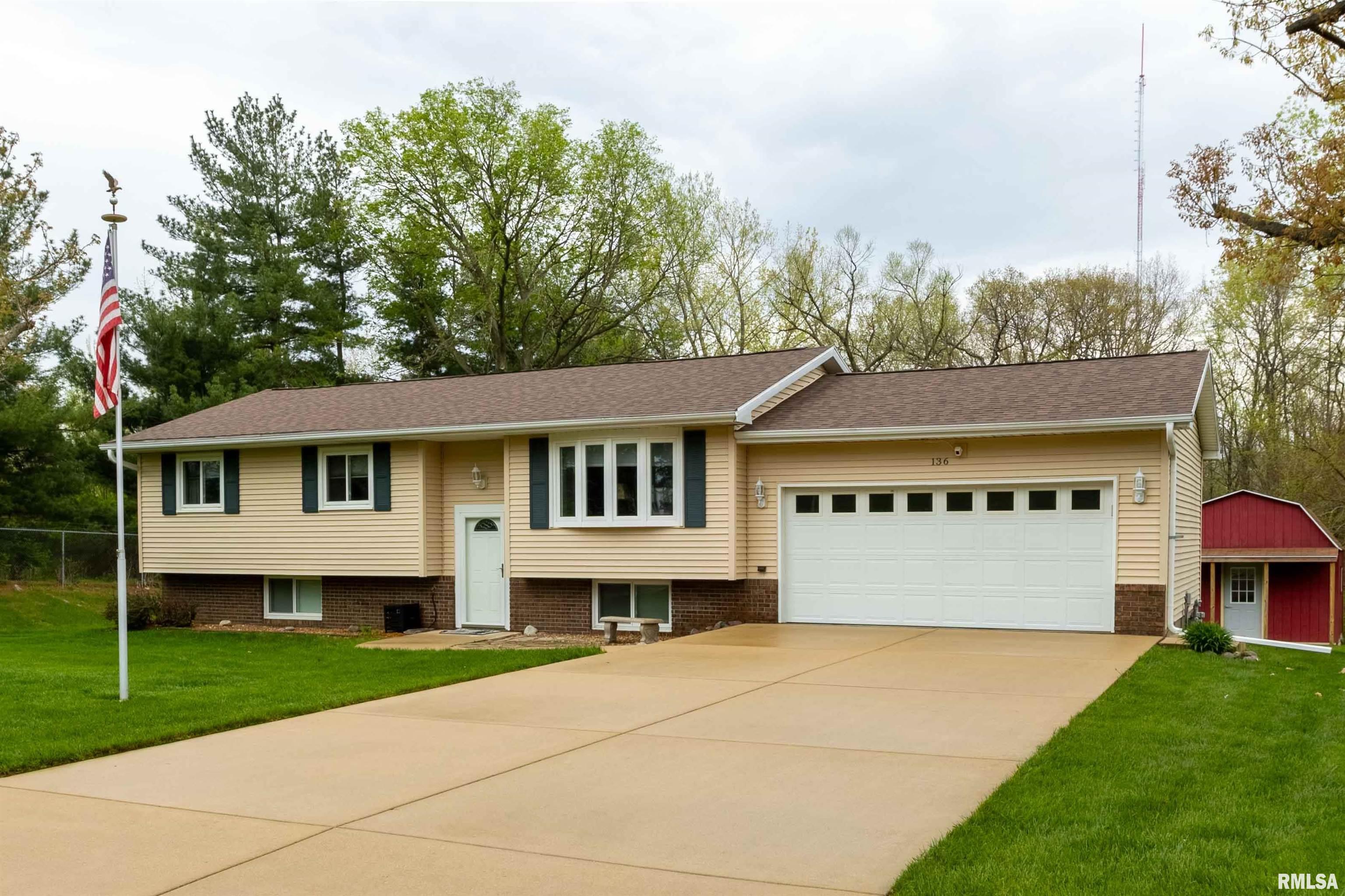 136 Glenview Avenue, East Peoria, Illinois image 1