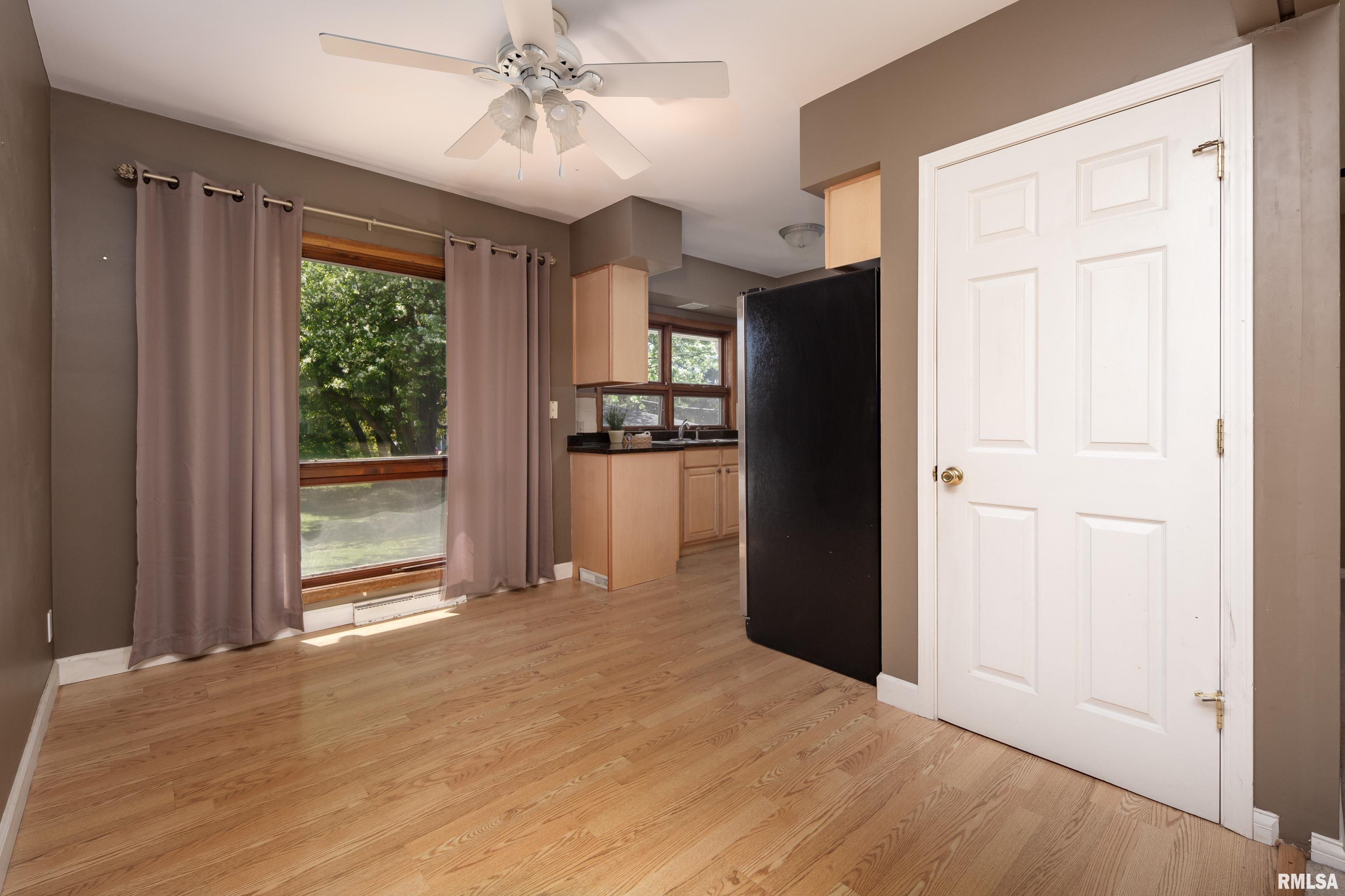 1312 32nd Avenue, Moline, Illinois image 7