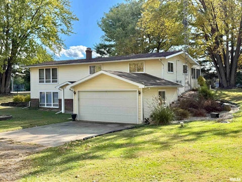Homes For Sale - 990 William Drive<br/> Knoxville, IL 61448
