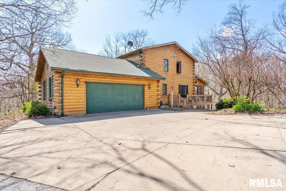 24210 Burr Oaks Lane, Athens, Illinois image 4