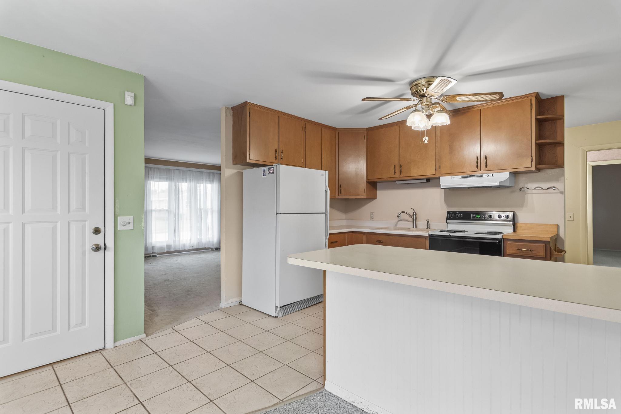 209 Dickinson Road, Springfield, Illinois image 14
