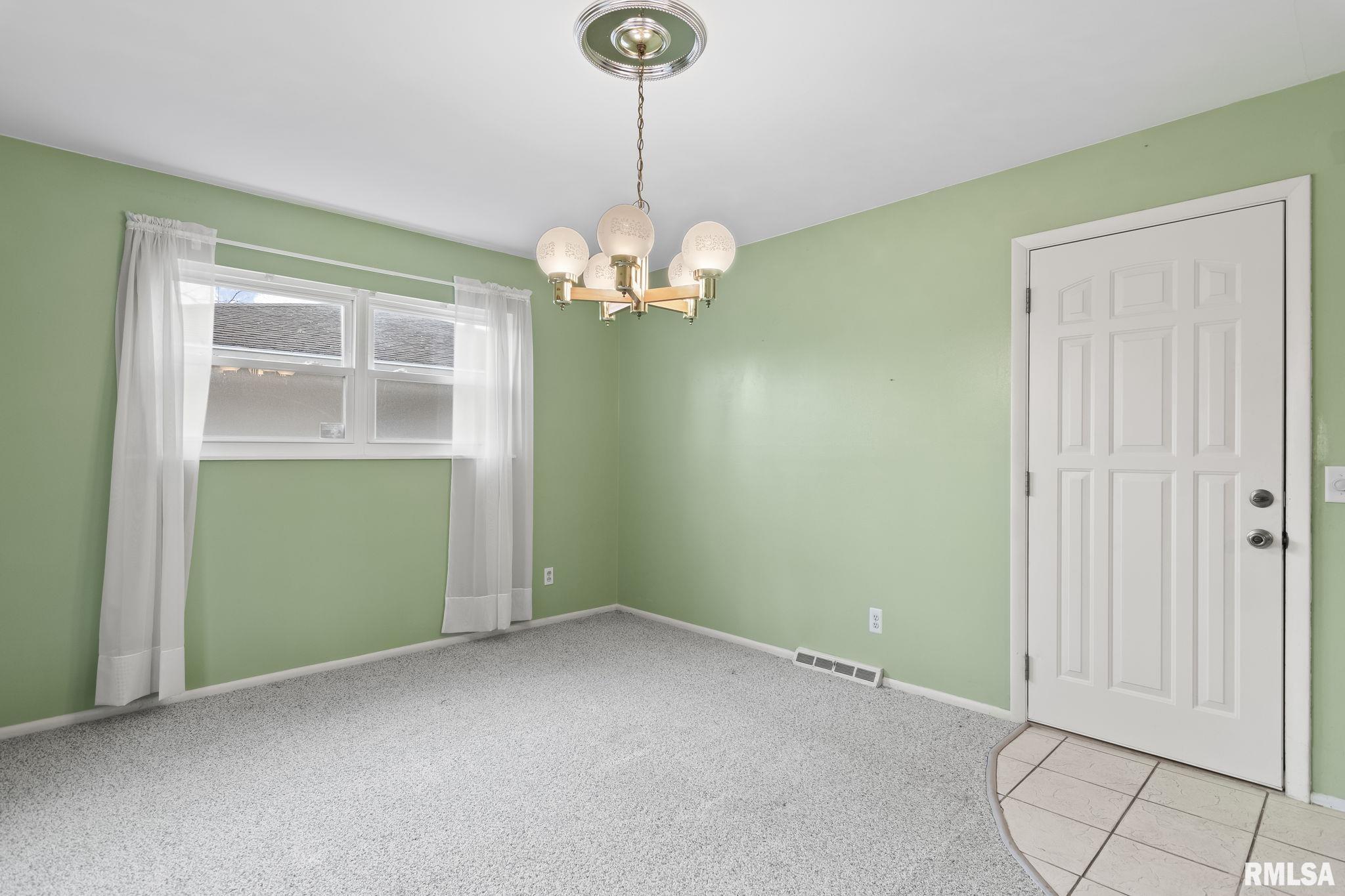 209 Dickinson Road, Springfield, Illinois image 19