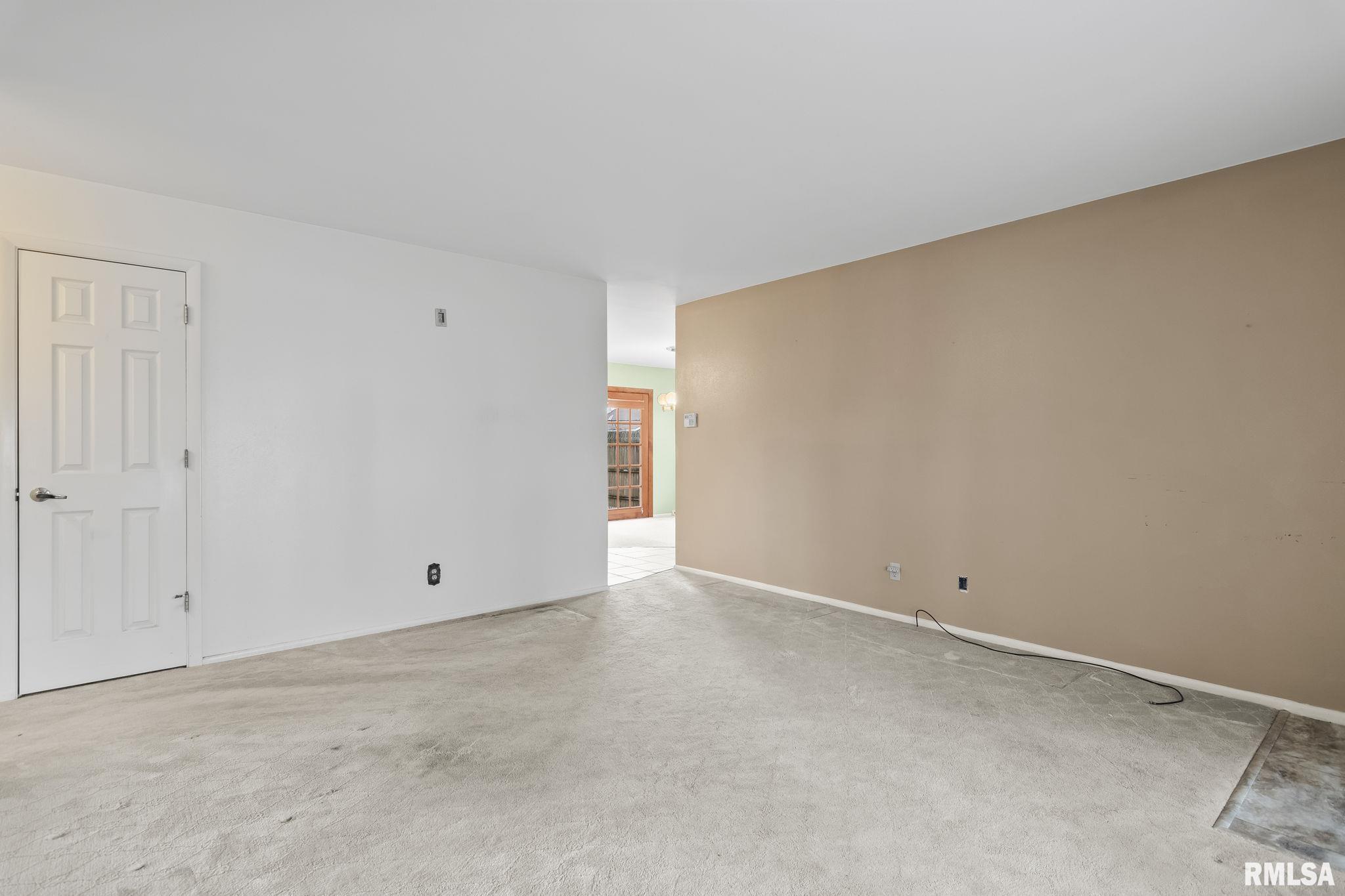 209 Dickinson Road, Springfield, Illinois image 6
