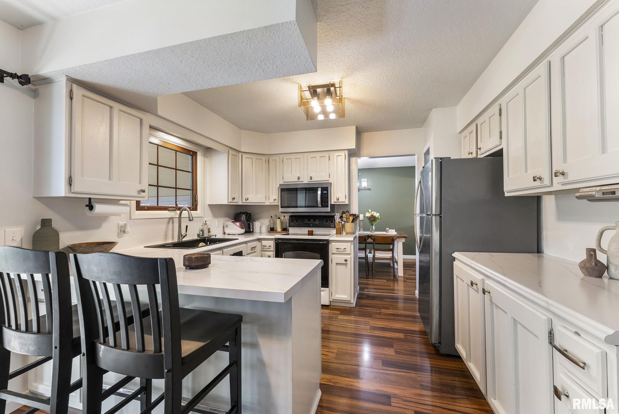 2115 W 31st Street, Davenport, Iowa image 10