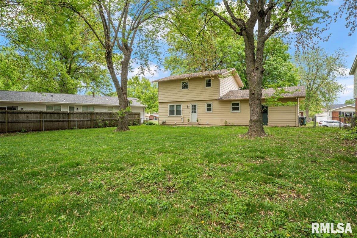 2605 Arlington Drive, Springfield, Illinois image 30