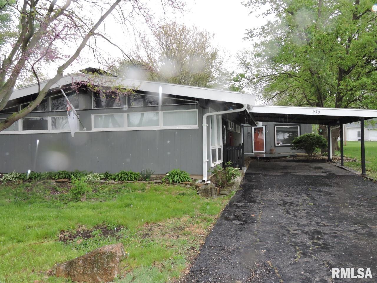 410 S Main Avenue, Minier, Illinois image 1