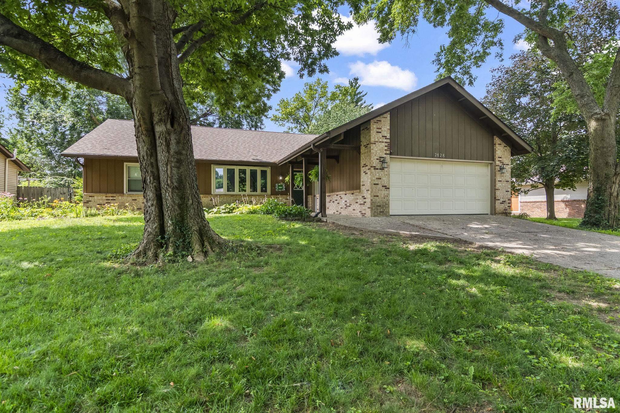 Photo 1 of 53 — 2828 CROWN Point, Springfield, IL 62704