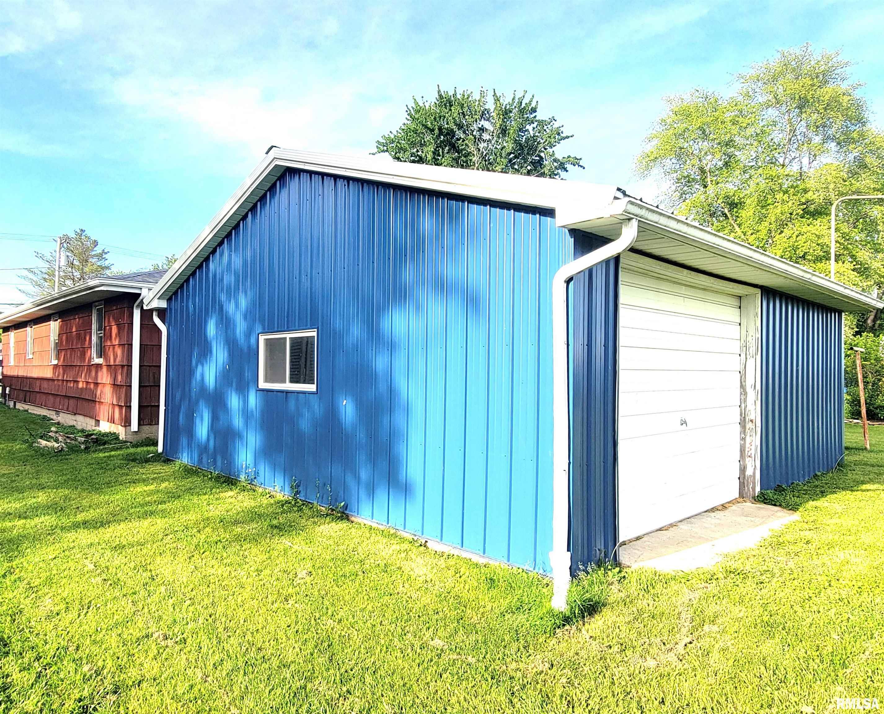 422 East Drive, Flora, Illinois image 38