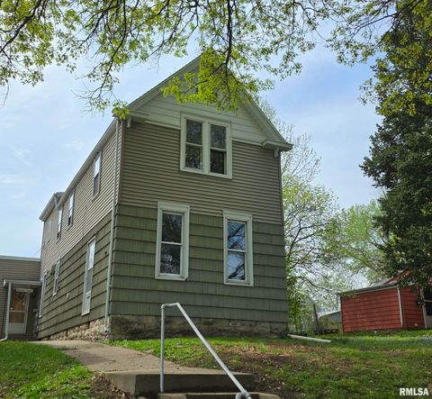 Photo of 1312 Lind Street, Quincy, IL 62301 (MLS # CA1043049)