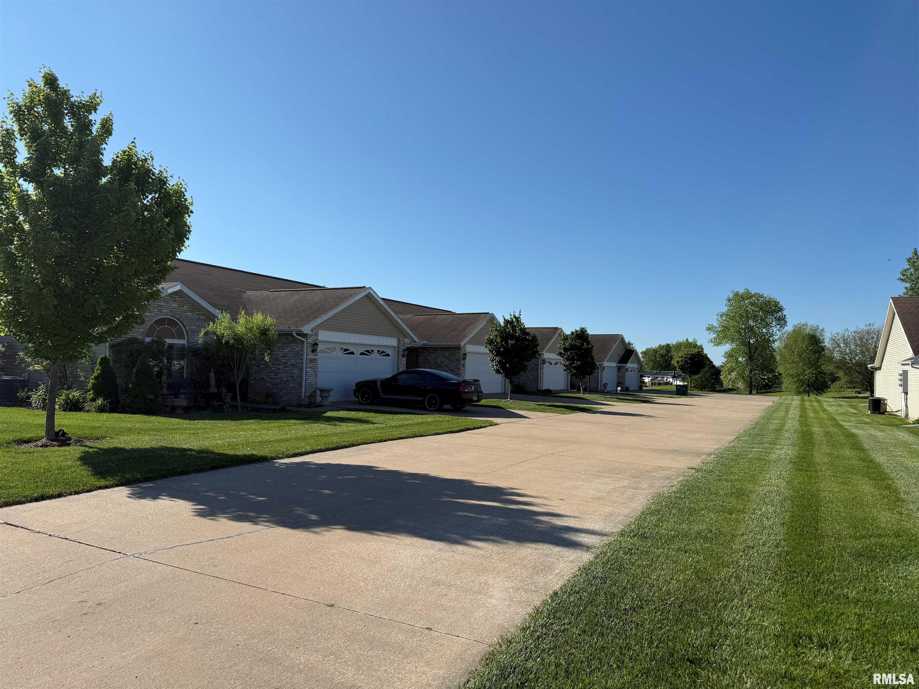 309 Scotch Pine Drive, Macomb, Illinois image 23
