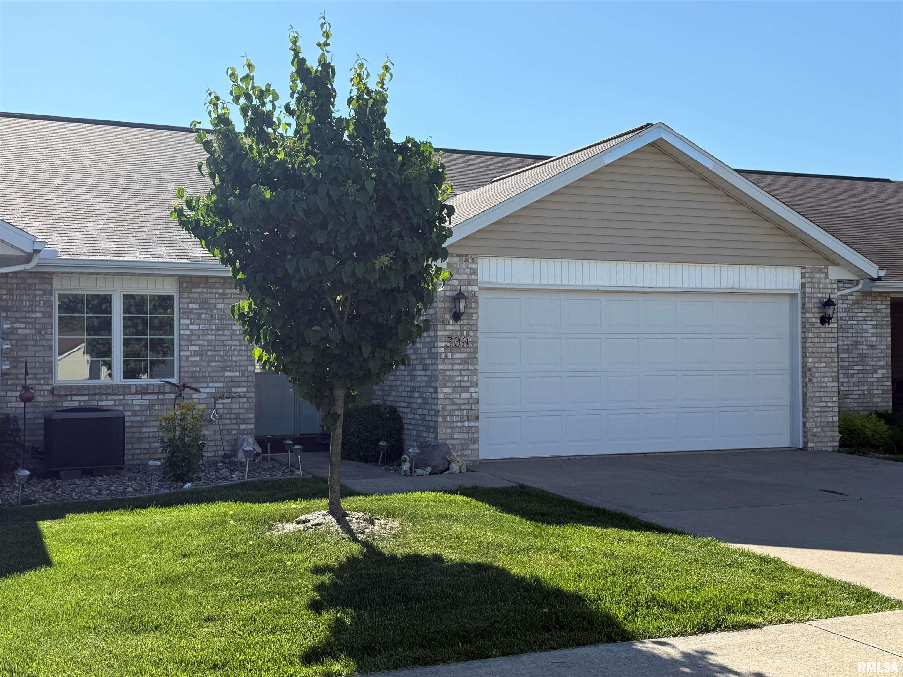 309 Scotch Pine Drive, Macomb, Illinois image 22