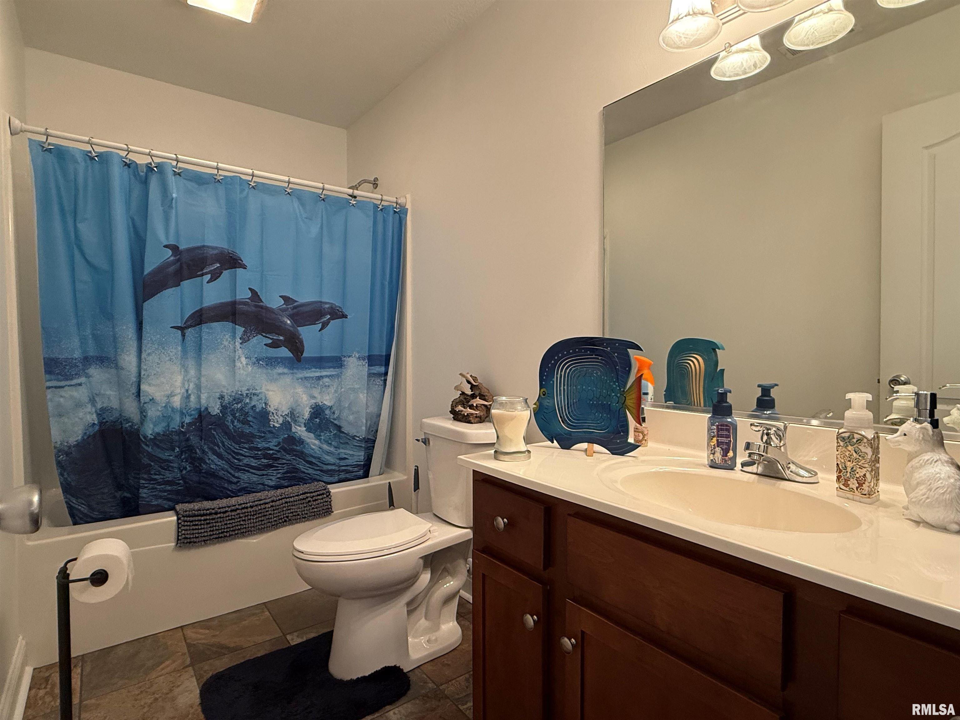 309 Scotch Pine Drive, Macomb, Illinois image 18