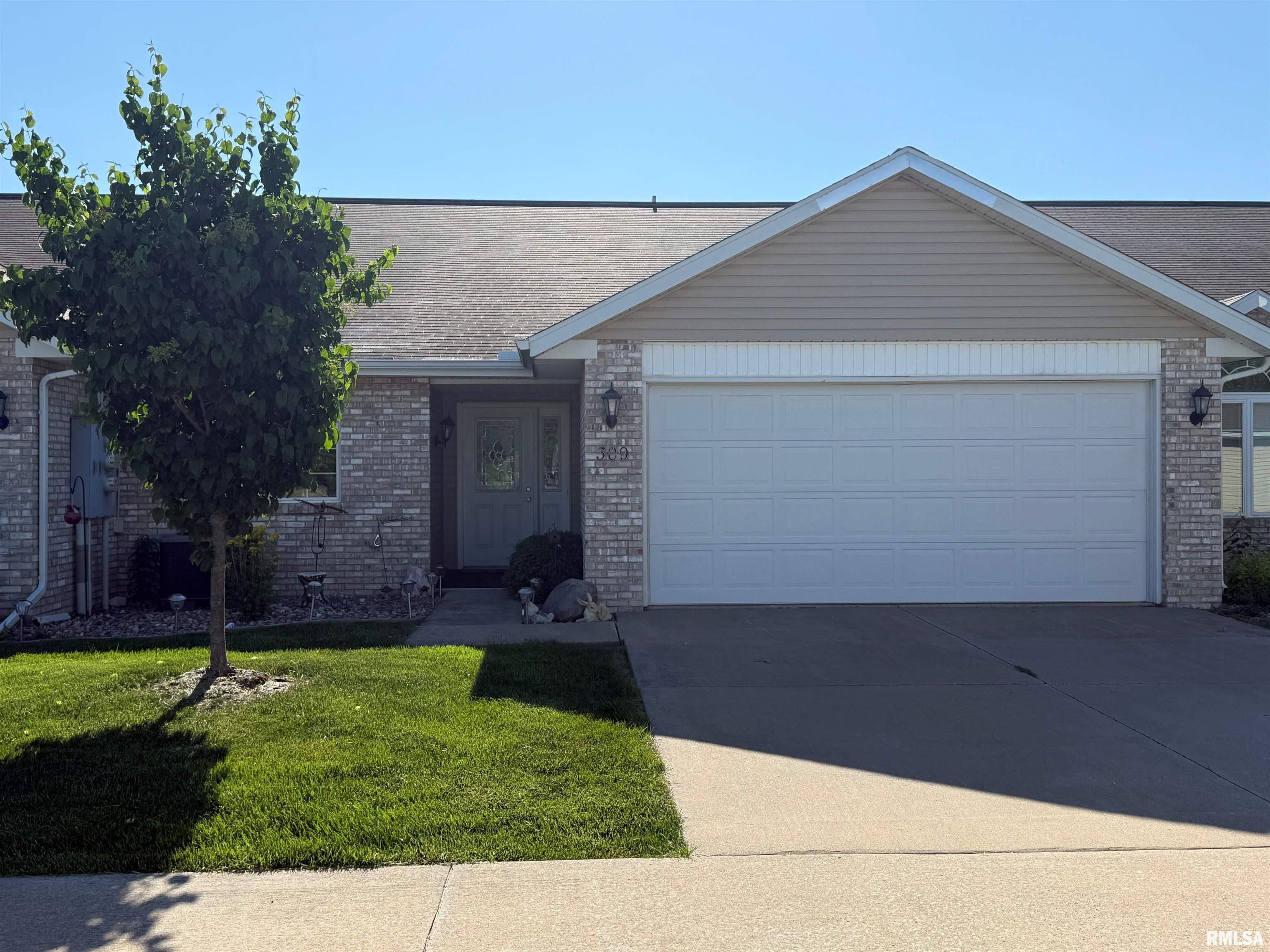 309 Scotch Pine Drive, Macomb, Illinois image 1
