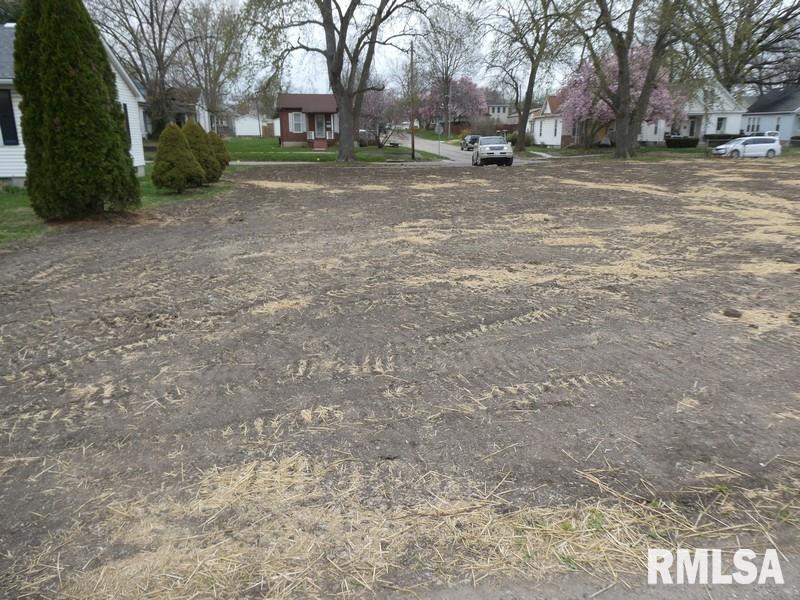 415 5th Street, Lincoln, Illinois image 9